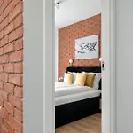 Nowoczesny Z Parkingiem W Sasiedztwie Starego Zoo By Renters