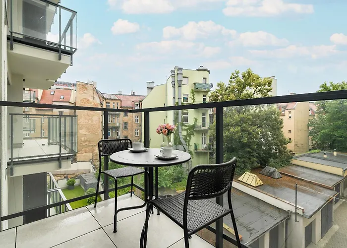 Apartment Nowoczesny Z Parkingiem W Sasiedztwie Starego Zoo By Renters Posen