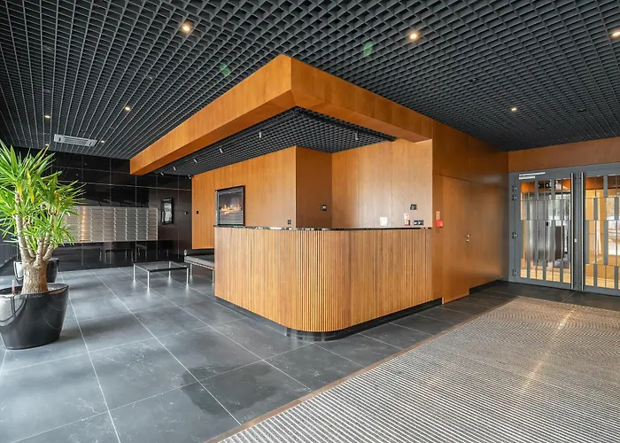 Nowoczesny Z Parkingiem W Sasiedztwie Starego Zoo By Renters Apartment Posen